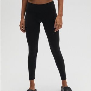 Black leggings. With grey waist band*
